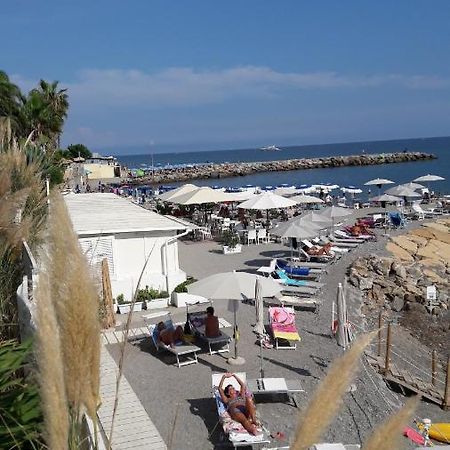 Appartamento Bouganville Sanremo Exterior foto